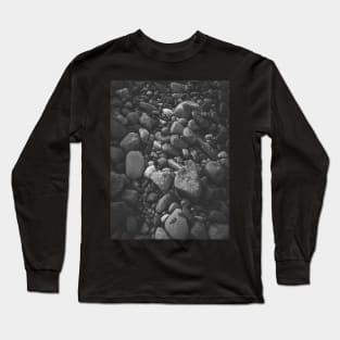 Pebble at the Beach, New-Brunswick, Canada V5 Long Sleeve T-Shirt